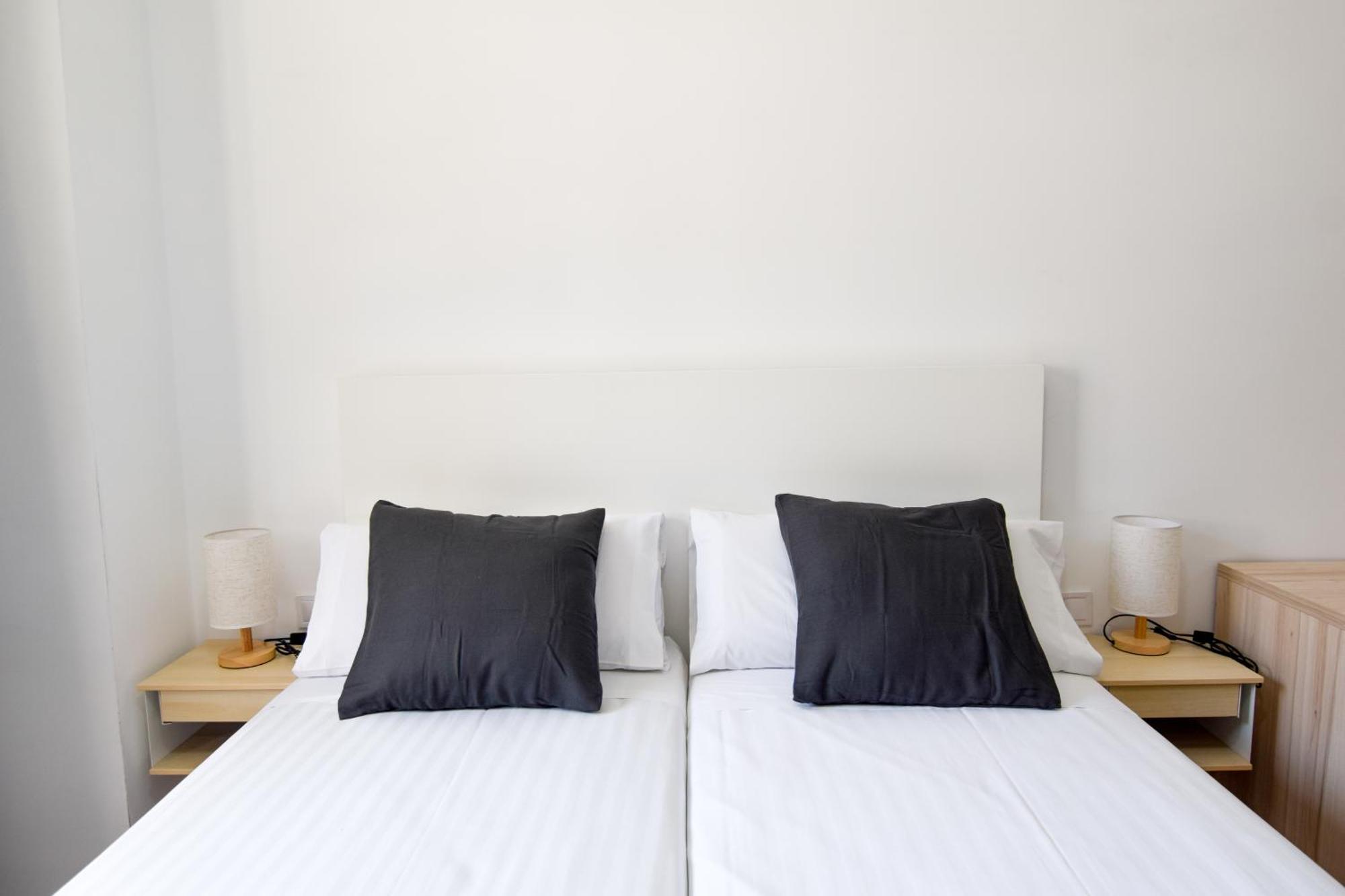 Letplanet Riquelme Appartement